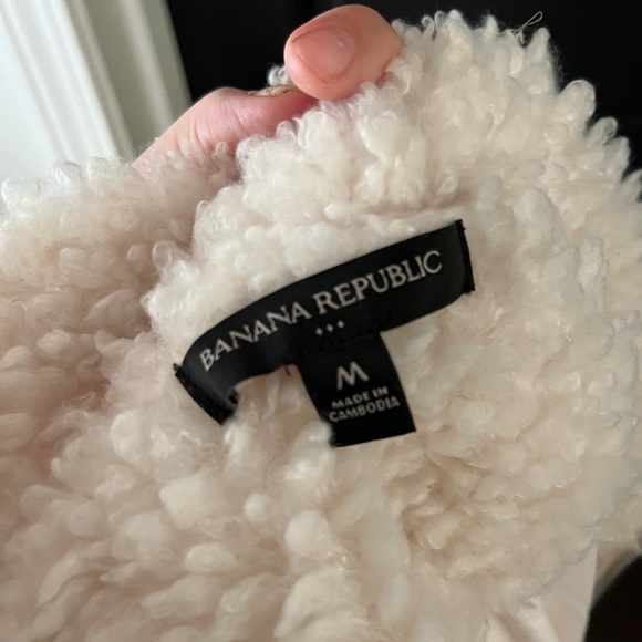 Banana Republic cream teddy jacket - Picture 6 of 6